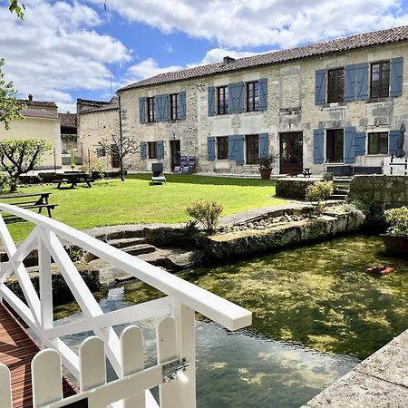 Bourg-Charente Petit Moulin De Veillardヴィラ エクステリア 写真