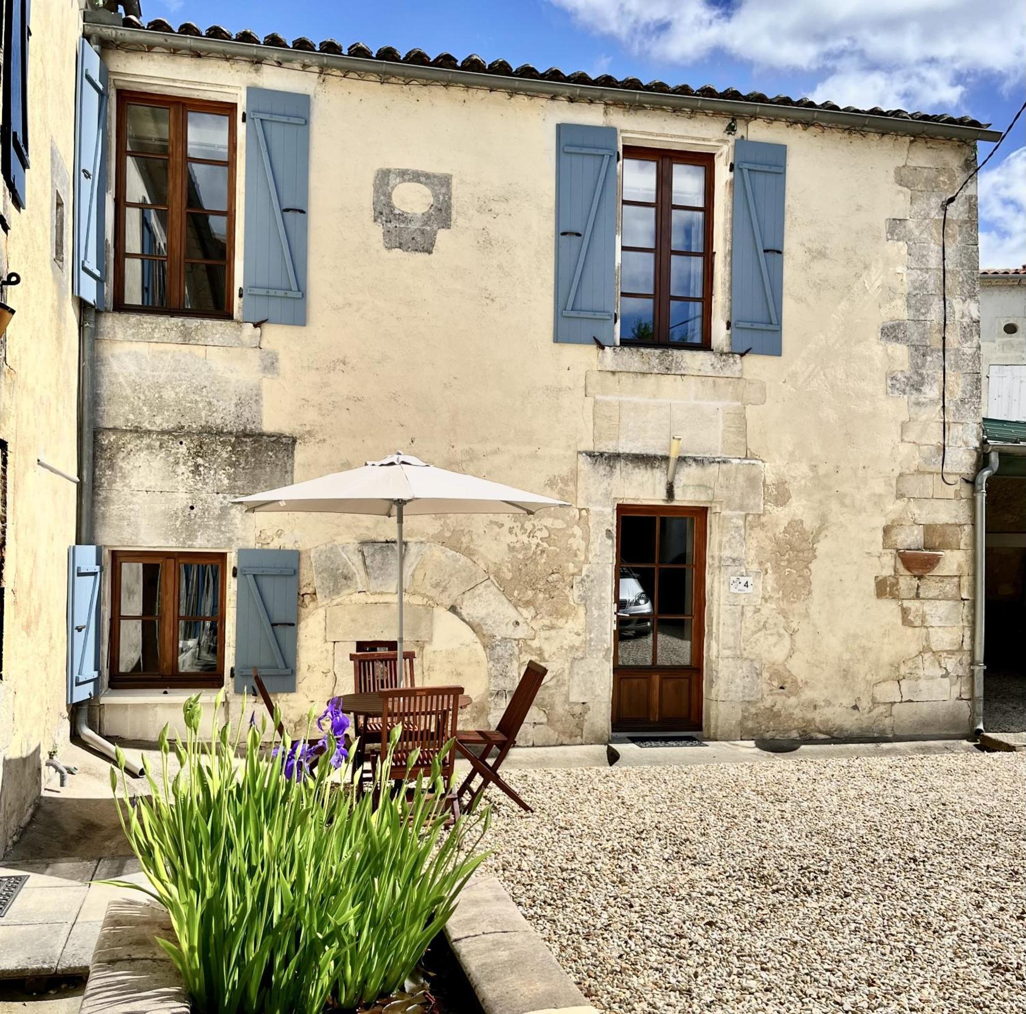 Bourg-Charente Petit Moulin De Veillardヴィラ エクステリア 写真